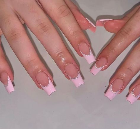 Ongles Rose Pastel, Pink Tip Nails, Unghie Sfumate, Baby Pink Nails, February Nails, Nagel Tips, French Tip Acrylic Nails, Pink French, Acrylic Nails Coffin Pink