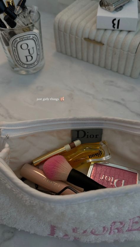 Bag Captions Instagram, Skincare Story Ideas, Skincare Captions, Flatlay Makeup, Perfume Packaging, Good Instagram Captions, Mood Instagram, Pink Girly Things, Luxury Makeup