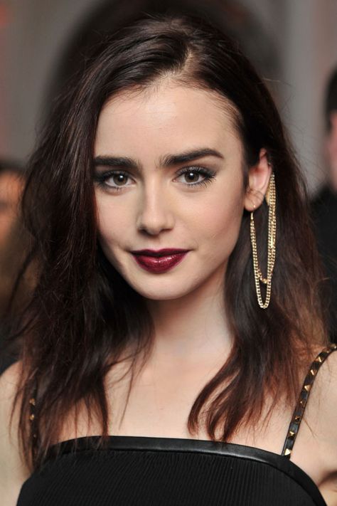 Lily Jane Collins, ليلي كولينز, Lily Collins Style, Dark Lipstick, British Fashion Awards, Dark Lips, Lily Collins, Miranda Kerr, Red Lipstick