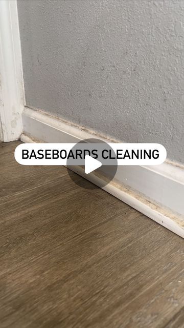 Kellsie Zapata | Cleaning Tutorials & Motivation on Instagram: "Baseboard cleaning isn’t something most of us look forward to, but it can give your clean home the perfect finishing touch. If it’s been a while since you’ve cleaned your baseboards, and they look similar to this, they probably need a deep clean. Let me show you how I tackle this cleaning project. First, I vacuum them. I pay extra attention to the crevices like corners and where the trim meets the floor. After removing the loose dirt and dust, I work on any stains and buildup. I’m using @spraywayclean All Purpose Cleaner. This foam action product will clean, disinfect, and deodorize. It removes dirt, handprints, grease spots, scuff marks, and grime from surfaces throughout your home. Plus, it comes in three different scents. I Clean Floor Boards Tips, How To Clean Wall Borders, How To Clean Trim Baseboards, Clorox Wand For Baseboards, Deep Clean Baseboards, Base Board Ideas Diy, Clean Doors And Baseboards, Mop Board Trim Ideas, Cleaning Hacks For Baseboards