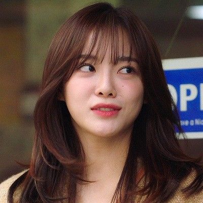 Shin Hari, The Language Of Flowers, Se Jeong, Hair Style Korea, Hyo Seop, Bangs With Medium Hair, Kim Sejeong, Beachy Waves, Haircuts Straight Hair