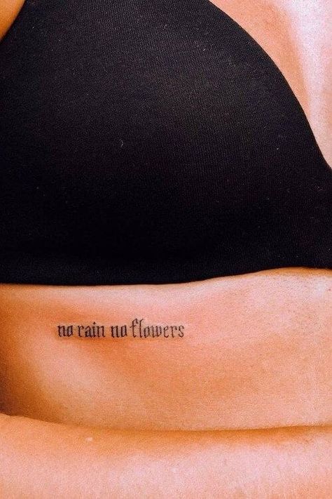 50+ Unique Feminine Small Tattoos For Female With Meaning. Creative tattoo designs Small Simple Feminine Tattoos, Simple But Cute Tattoos, Small Discreet Tattoos For Women, Woman Body Tattoo Design, Small Discreet Tattoos, Feminine Small Tattoos, Tattoo Ideas Female Small Simple, Cute Unique Tattoos, Creative Tattoos For Women