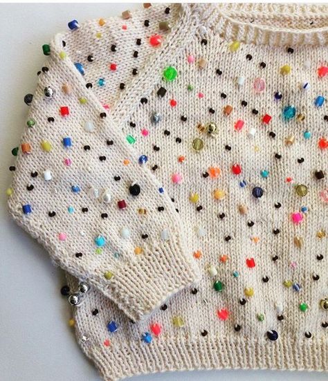 Selvage Blog: Sweater Loaded with Beads! Colette Patterns, Old Sweater, 자수 디자인, Sewing Art, Knitting Inspiration, Diy Fashion, Knitting Pattern, Diy Clothes, Hand Embroidery