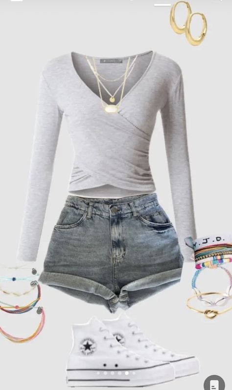 Latina Clothes, Mall Outfit, Latina Fashion Outfits, Outfit Inspo Casual, Trendy Outfits For Teens, Cute Lazy Outfits, Cute Lazy Day Outfits, Easy Trendy Outfits, Simple Trendy Outfits