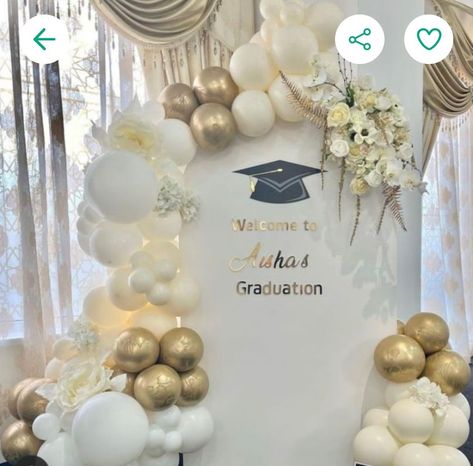 College Grad Party Decor, Balloon Decorations Graduation, Graduation Party Ideas Decorations, Graduation Party Backdrops, Graduation Party Cake, Graduation Party Invitations Templates, Senior Graduation Party, Gold Graduation Party, Graduation Party Diy