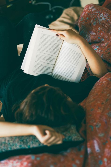 My portfolio | Tumblr | deviantART |  Repinned by Ellery Adams elleryadamsmysteries.com Woman Reading, Reading A Book, 인물 사진, I Love Books, Book Photography, Love Reading, Love Book, Reading Writing, A Book