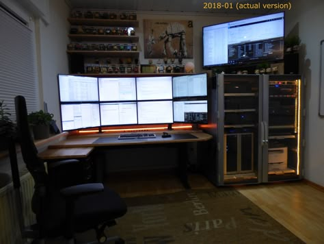 History of a software developer's home office (2003-2018) - Album on Imgur Software Developer Home Office, Cybersecurity Home Lab, Home Computer Lab, Homelab Server, Home Server Room, Home Networking Setup, Hacker Room, Trading Office, Home Server