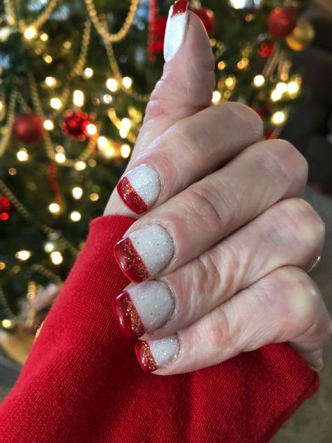 Nail art designs Red French Tip Valentine Nails, Red French Nails Christmas, Red Nails With White French Tip, Red Nails Xmas, Ugly Acrylics, Ugly Christmas Nails, Christmas Nails Red French, Red French Christmas Nails, White And Red Christmas Nails