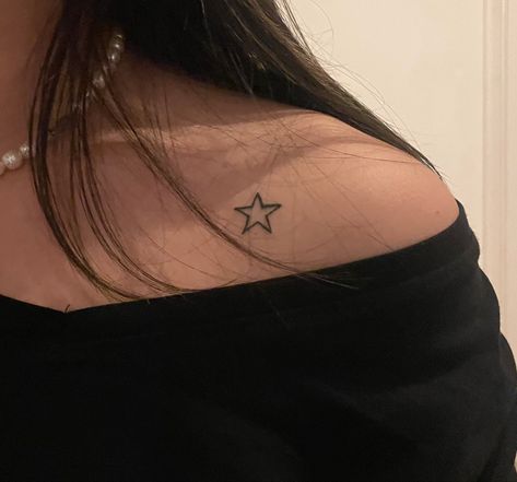 Star Tattoo, Cute Tattoos For Women, Subtle Tattoos, Dainty Tattoos, Aesthetic Tattoo, Dream Tattoos, Dope Tattoos, Little Tattoos, Star Tattoos