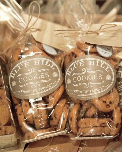 Christmas Cookies Packaging, Cookies Packaging, Biscuit Packaging, Biscuits Packaging, Mini Chocolate Chip Cookies, Cookie Wedding Favors, Baking Packaging, Chocolate Wedding Favors, Cookie Table