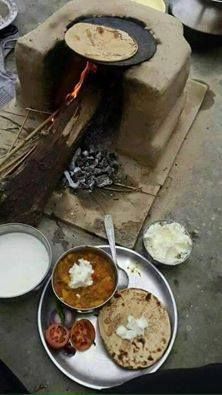 Punjabi Food, Brick Oven, Desi Food, Food Drink Photography, Indian Kitchen, India Food, Indian Food Recipes Vegetarian, Snap Food, Food Snapchat