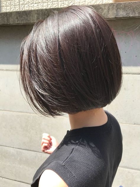 Korean Bob Cut, Haircut Bob Short, Hair Bob Short, Asian Hair Bob, Bob Cut Hair, Bob Short Hairstyles, Hairstyles Short Bob, Short Bob Cut, Short Hair Bob