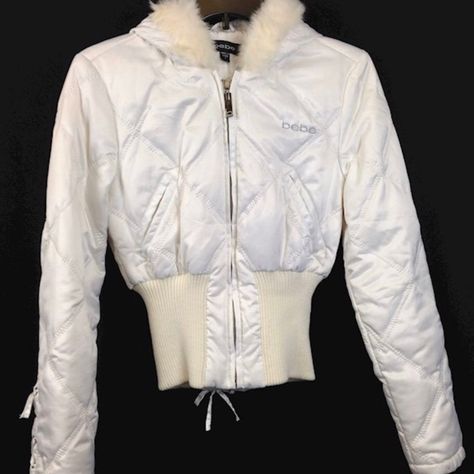 White Quilted Jacket, Mcbling Fashion, White Puffer Jacket, White Puffer, Clothing Pieces, 2000s Fashion Outfits, Adidas Outfit, Color Run, White Fur