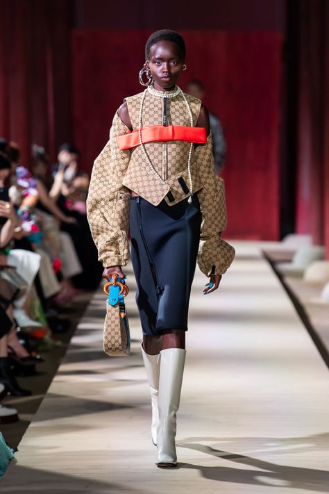 Gucci Cruise 2024 [PHOTOS] – WWD 2024 Fashion Show Collection, Gucci Ss24, Gucci 2024, Trend 2025, Gucci Cruise, Day Clothes, Gucci Runway, Lux Fashion, Resort 2024