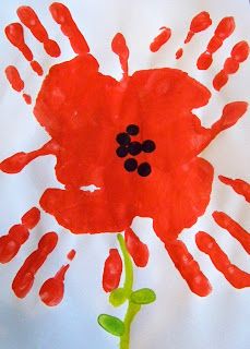 candice ashment art: Poppy Flowers - Hand Print Art Poppy Craft For Kids, Memorial Day Poppies, Hand Print Art, Remembrance Day Activities, Remembrance Day Art, Poppy Craft, Remembrance Day Poppy, Remembrance Poppy, November Crafts