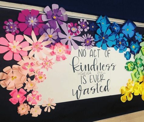 Bulletin Board School Ideas, School Board Decorations Ideas, Bullet Board Decoration, Bulletin Board Design Ideas Classroom Decor, Bulletin Board With Flowers, Spring Kindness Bulletin Board Ideas, Class Boards Decoration, Educational Board Decoration, Education Boards Ideas