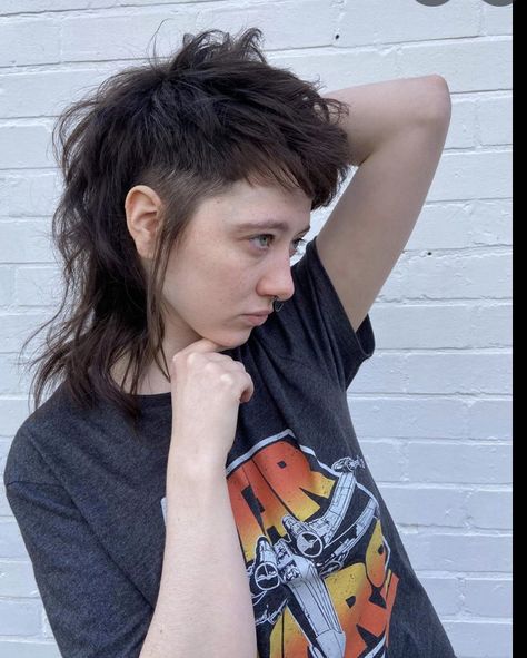 Mullethawk Women, Mullet For Heart Shaped Face, Mullet With Face Framing, Punk Hair Mullet, Shaved Side Hairstyles Curly, Mullet With Long Sides, Shaved Sides Alt Hair, Faux Hawk Mullet Women, Punk Haircut Women