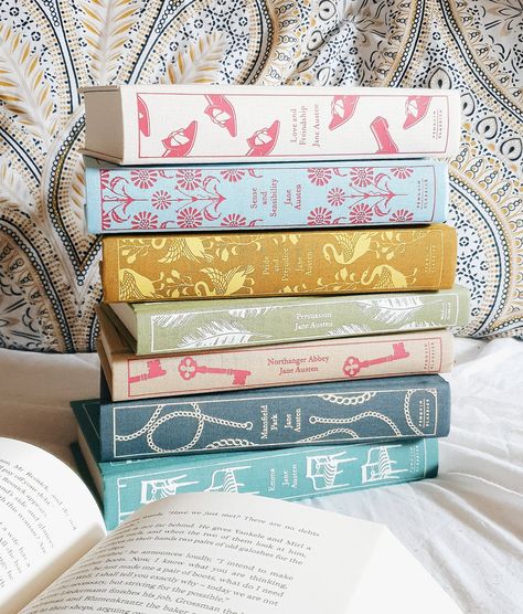 12 Classic Novels in 12 Months • Reading Challenge • Evie Jayne Penguin Clothbound Classics, Book Tag, Classic Novels, Library Aesthetic, Jane Austen Books, Reading Challenge, World Of Books, Personal Goals, Classic Literature