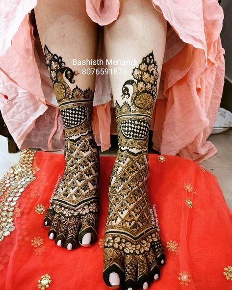 Mehendi Designs For Legs Bridal, Bridal Leg Mehendi Designs, Leg Mehendi Designs, Mehndi Leg, Bridal Mehendi Designs Wedding, Mehendi Artist, Modern Mehndi, Bridal Mehndi Design, Mehandi Art