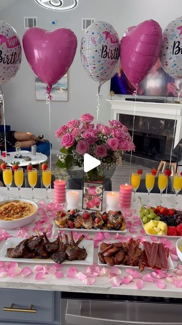 Birthday Breakfast Set Up Ideas, Brunch For Birthday Party, Midnight Brunch Party Ideas, 40th Brunch Birthday Ideas, Diy Birthday Brunch Ideas, Diy Brunch Ideas Table Settings, Brunch Ideas For Birthday Party, Cute Brunch Set Up Ideas, Teen Brunch Birthday Party