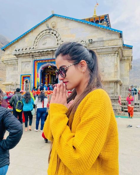 Kedarnath Photo, Apple Watch Fashion, Best Poses For Photography, Romantic Couples Photography, Good Skin Tips, Photos Of Lord Shiva, Couple Picture Poses, Stylish Photo Pose, Good Poses