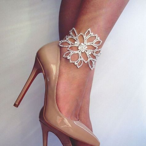 Gold anklet