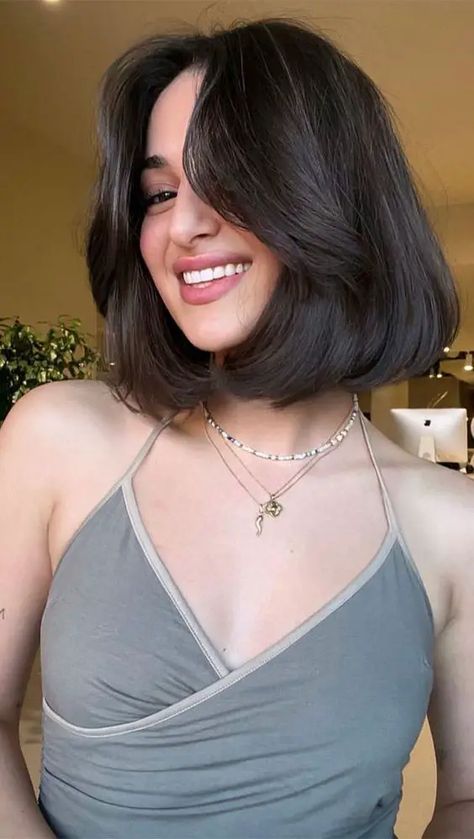 Top Short Hairstyles 2024: Chic Cuts for Women Shoulder Haircut Women, Cool Short Hair Styles For Women, Short Bob Hairstyles Layered, Short Cut For Women, Haïr Cut For Short Hair Girl, Layers Bob Short, Cute Short Womens Haircuts, Short Hair Bobs 2024, Short Hairstyle Women Aesthetic