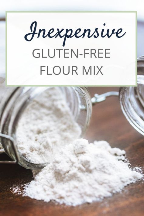 Inexpensive Gluten-Free Flour Mix. Gluten-free flour mixes are notoriously expensive. Shockingly expensive. Quite frankly, with the grocery budget I have, I simply can’t afford them. Fortunately, making your own inexpensive flour isn’t as hard as it sounds, it costs only a fraction of what many of the pre-mixed flours cost. Here’s the recipe for my mix: Gluten Free Flour Recipe, Glutenfri Baking, Paleo Snack, Gluten Free Flour Mix, Gf Flour, Gluten Free Flour Blend, Gluten Free Living, Homemade Gluten Free, God Mat