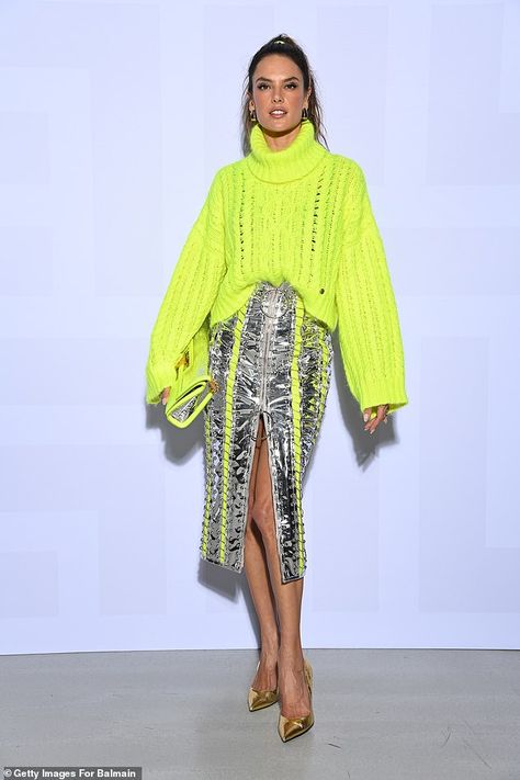 Alessandra Ambrosio turns heads in a neon yellow turtleneck at Balmain Festival in Paris | Daily Mail Online Yellow Skirt Outfits, Yellow Turtleneck, Elegantes Outfit Damen, Rok Outfit, Yellow Jumper, Outfit Elegantes, Chic Work Outfits Women, Elegant Classy Outfits, Work Outfits Women Office