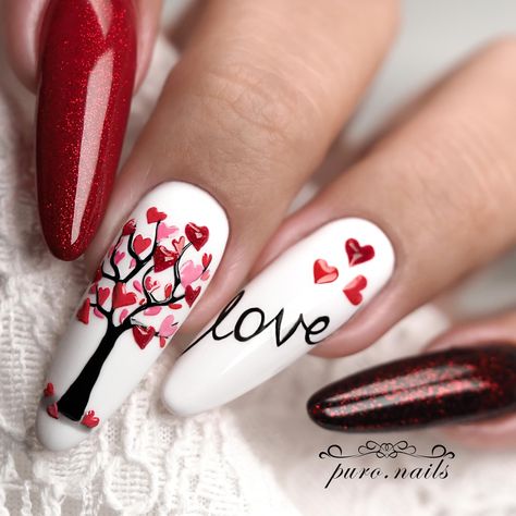 Valentines Nail Art, Valentines Nail Art Designs, Red And White Nails, Winter Valentine, Valentines Nail, Valentine Nail, Heart Nail Designs, Valentine Nail Art, Romantic Nails