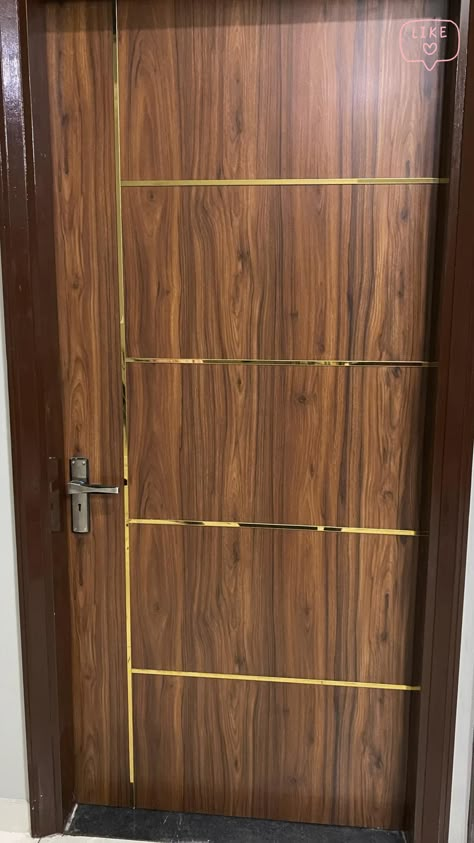 Sunmica Door Designs, Flush Doors Design Modern, Single Main Door Designs, Wooden Gate Designs, Door Painting Ideas, Latest Door Designs, Door And Window Design, Flush Door Design, Door Design Ideas