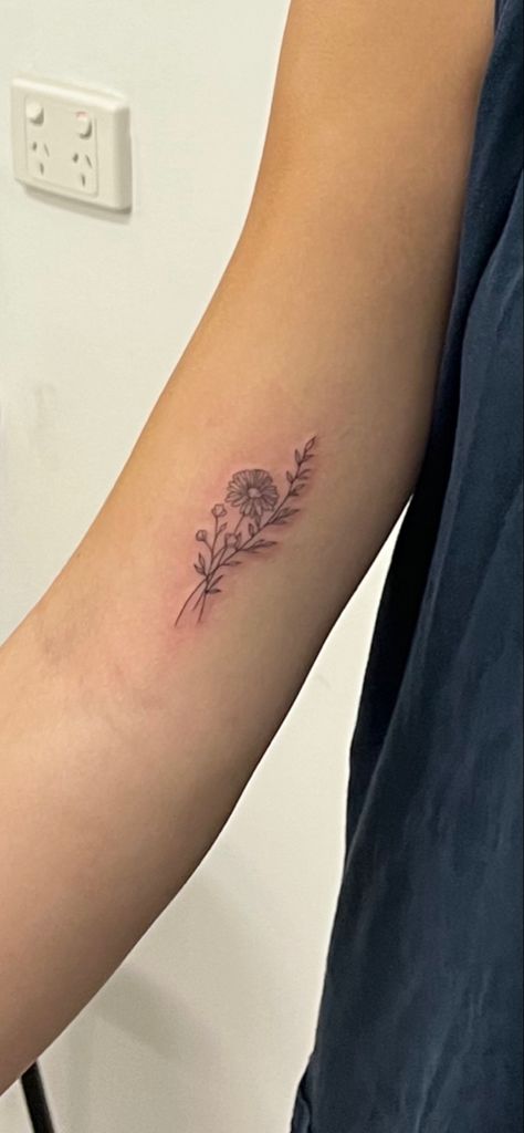 July Tattoos Birth Month, Birth Flower September Tattoos, Tattoo Ideas September, Flower Birthday Tattoo, November And March Flower Tattoo, April And November Birth Flower Tattoo, September Month Flower, Flower Tattoo September, Birth Month Flower Tattoos On Arm