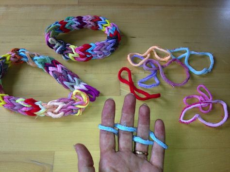 Finger Weaving for Fun and Math | Art & Creativity in Early Childhood Education Classical Homeschool, Finger Knitting Projects, Brownie Girl, Finger Weaving, Potholder Loom, Weaving For Kids, Loom Craft, Weaving Loom Projects, Potholder Patterns