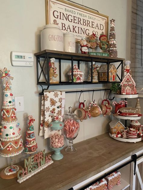 Gingerbread Kitchen Christmas Decor Ideas, Gingerbread Tier Tray Ideas, Farmhouse Gingerbread Christmas Tree, Ginger Bread Kitchen Decor, Christmas Kitchen Decor Gingerbread, Christmas Decor Ideas For Living Room Gingerbread, Santas Bakery Decor, Christmas Kitchen Gingerbread Decor, Gingerbread Bakery Christmas Decor