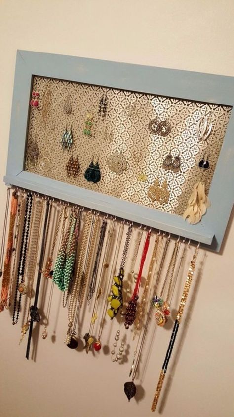 DIY Jewelry Storage - Framed Organizer - Do It Yourself Crafts and Projects for Organizing, Storing and Displaying Jewelry - Earrings, Rings, Necklaces - Jewelry Tree, Boxes, Hangers - Cheap and Easy Ways To Organize Jewelry in Bedroom and Bathroom - Dollar Store Crafts and Cheap Ideas for Decorating http://diyprojectsforteens.com/diy-jewelry-storage Jewelry Lock, Fingerprint Jewellery, Jewerly Organizer, Jewelry Storage Diy, Jewerly Displays, Interior Boho, Jewellery Holder, Diy Jewelry Holder, Tree Jewelry