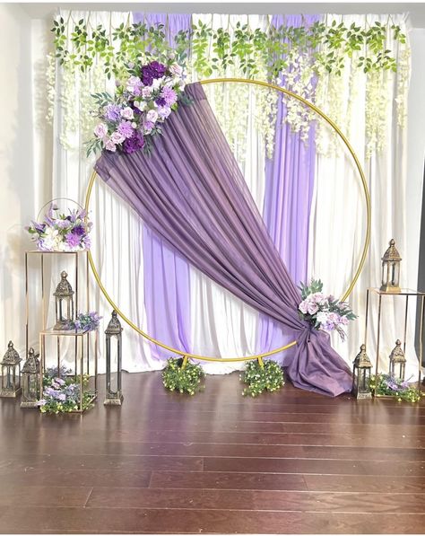 Purple wedding centerpieces