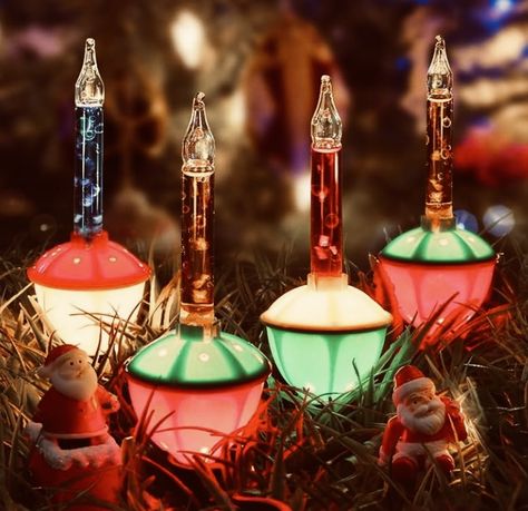 Christmas Bubble Lights, Bubble Christmas Lights, Bubble String Lights, Lights For Christmas Tree, Holiday Fireplace Decor, Fashion Christmas Tree, Bubble Christmas, Vintage String Lights, Outdoor Garland