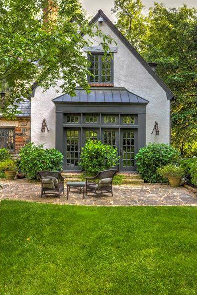 Tudor-style estate sits quietly in heart of Buckhead for $6.5M - Curbed Atlanta Tudor House Exterior, Rustic Porch, Tudor Style Homes, Tudor House, Casa Exterior, Tudor Style, Cottage Homes, Shade Garden, Bay Window