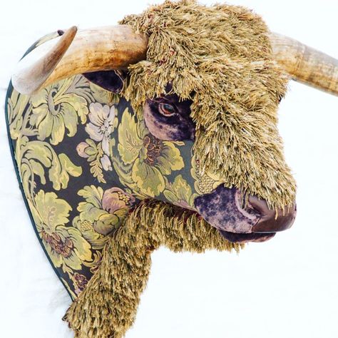 Faux Taxidermy Decor, Rustic Cowboy Decor, Animal Head Decor, Faux Animal Head, Animal Head Wall, Paper Mache Animals, Taxidermy Art, Textile Sculpture, Public Sculpture