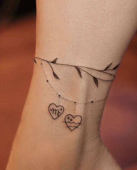 Wrist Bangle Tattoos For Women, Bracelet Tattoo Wrist, Best Friend Bracelet Tattoo, Sister Bracelet Tattoo, Tattoo Ideas Female Wrist Bracelet, Forearm Bracelet Tattoo, Bracelet Tattoo With Initials, Fine Line Bracelet Tattoos For Women, Tattoo Bracelet With Names