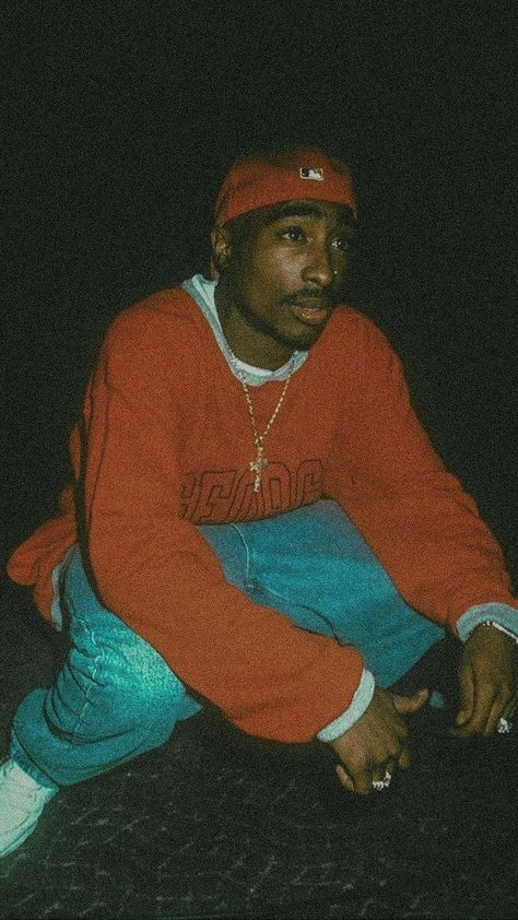 Aesthetic Hip Hop, Tupac Photos, 90s Rappers Aesthetic, Hip Hop Aesthetic, Cultura Hip Hop, Tupac Wallpaper, 90s Rappers, Tupac Pictures, Hip Hop Classics