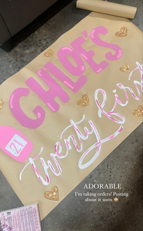 Grad Party Brown Paper Sign, Diy Bday Party Decorations, Grad Party Banner Painted, Painted Graduation Banner, Grad Banner Ideas, Brown Paper Birthday Banner, 21st Nashville, Prom Brunch, 21st Birthday Brunch