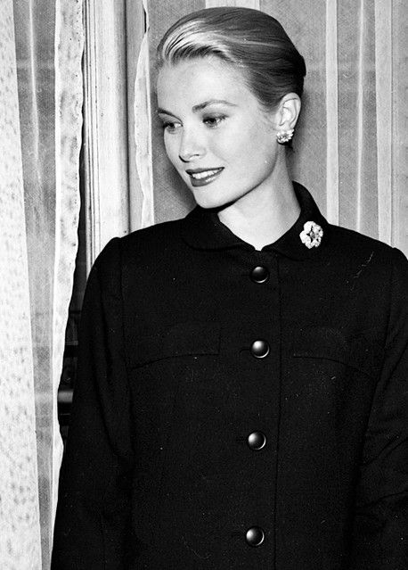 Prins Albert, Princess Grace Of Monaco, Sherilyn Fenn, Grace Of Monaco, Grace Kelly Style, Hollywood Beauty, Princess Grace Kelly, Monaco Royal Family, Hollywood Icons