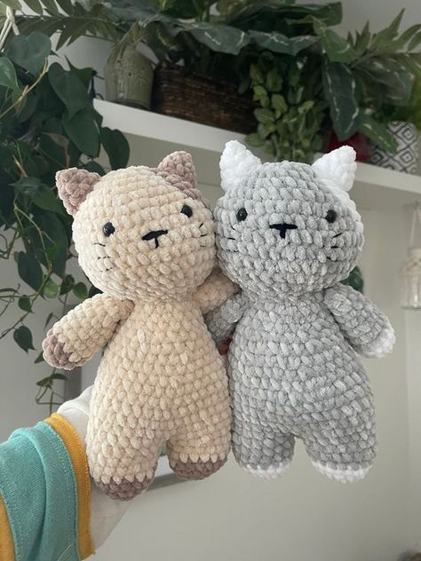 Amigurumi pattern Cat Crochet Stuffed Animal, Crochet Cat Stuffed Animal, Chunky Yarn Amigurumi, Crochet Sheep Free Pattern, Chunky Yarn Patterns, Crochet Cat Toys, Doll Amigurumi Free Pattern, Crochet Toys Free Patterns, Crochet Sheep