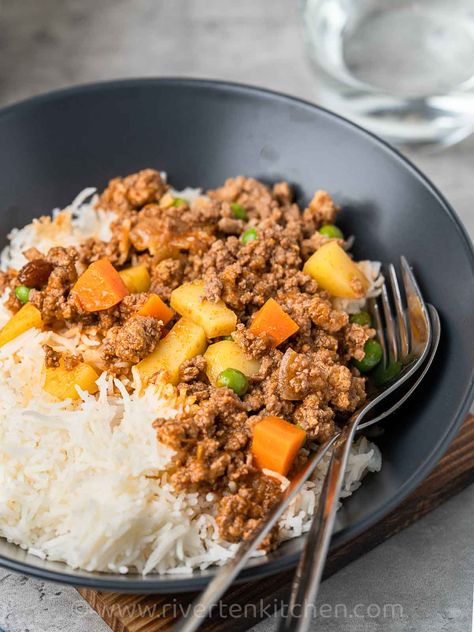 Filipino Picadillo (Giniling Recipe) Picadillo Recipe Filipino, Pork Giniling Recipe, Filipino Picadillo, Giniling Recipe, Picadillo Recipe, Dinner Recipes Chicken, Kitchen Dinner, Potatoes Carrots, Dinner Recipes For Family