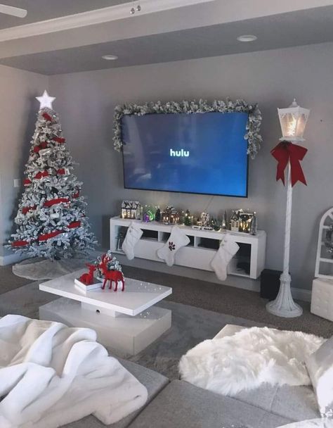 Christmas Decor Apartment Living Rooms, Christmas Decor Ideas In Apartment, Living Room Center Table Decoration Christmas, Tv Decoration Christmas, Around Tv Christmas Decor, Christmas Cozy Home Living Room, One Bedroom Apartment Christmas Decor, Christmas Apartment Decor Living Room, Cute Apartment Christmas Decor