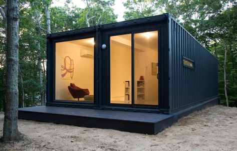 DIY Shipping Container Art Studios: Inspiring Creativity at Home - Your Art Pages Container Art Studio, Shipping Container Art, Home Gym Design Garage, Container Art, Container Homes Cost, Container Homes For Sale, Container Conversions, Shipping Container House Plans, Container Buildings