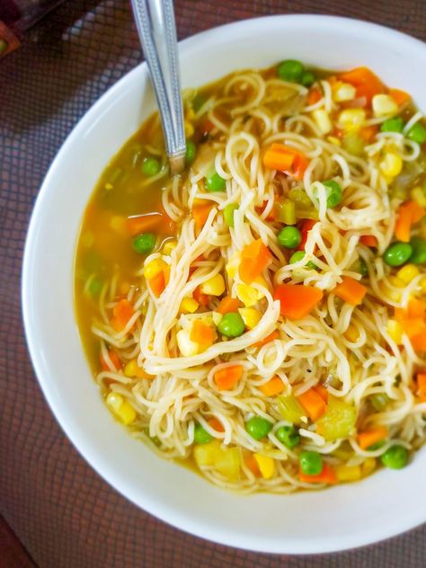 20-Minute Meal: Vegetable Ramen Noodle Soup - Strong.Bold.Healthy. Vegetable Noodle Soup Vegetarian, Ramen Noodle Dishes Simple, Simple Ramen Soup Recipes, Ramen Vegetable Soup, Knorr Chicken Ramen Noodle Soup, Ramen Noodle Recipes Soup Vegetarian, Ramen Noodle Soup Recipes Chicken, Spaghetti Noodle Soup Recipes, Easy Vegetable Noodle Soup