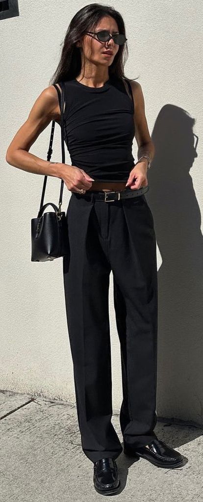 Socks Women Outfit, Street Style 2023, Trouser Socks, Style 2023, Women Outfit, Black Trousers, Socks Women, Style Inspiration, Street Style