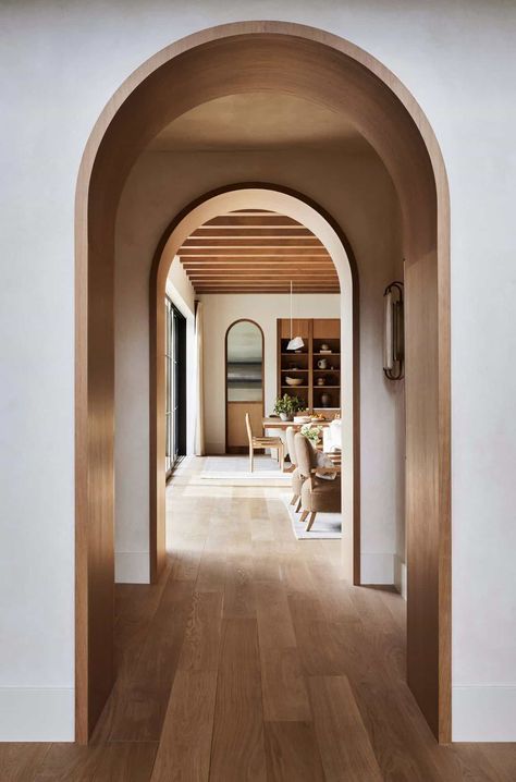 White Oak House Interior, Arch Home Design, Arch Ways In Home, Arch Hallways, Arches In Homes, Newport Beach House, Wall Arch, Newport Beach Homes, Home Entry